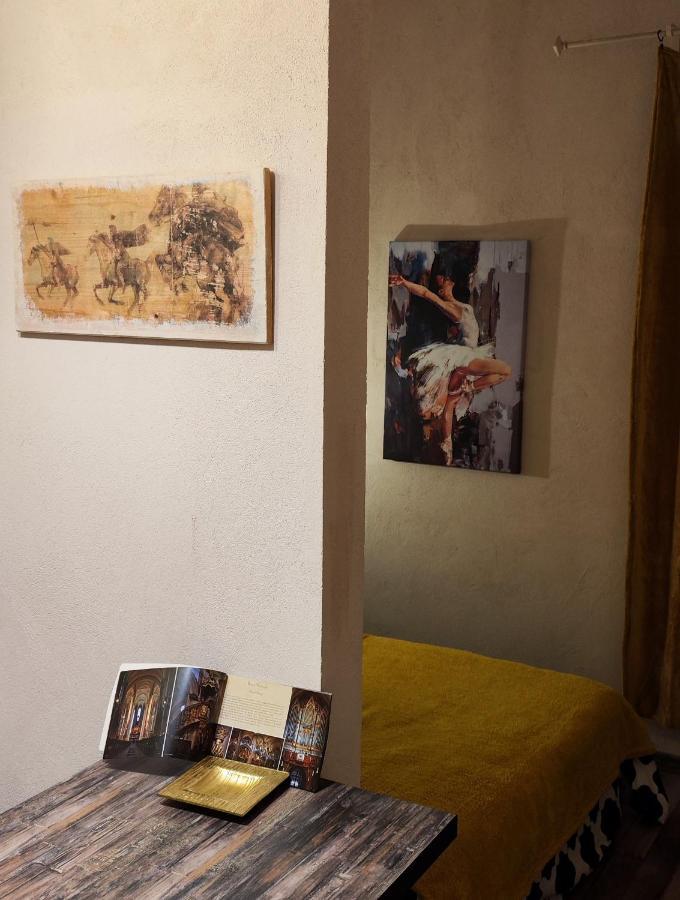Old City Romantic Studio Braşov Eksteriør billede